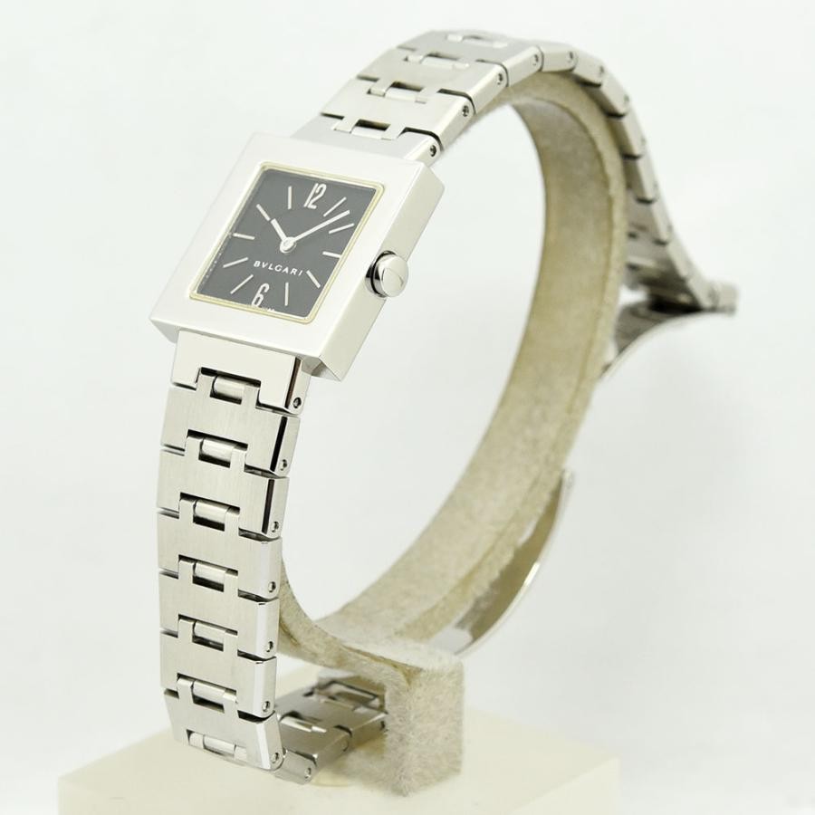 VINTAGE WATCHES FASHIONのブルガリ製スクエアフェイス腕時計。シルバーのステンレススチール製ケースとブレスレット、ダークグレーの文字盤。12時と6時のアラビア数字がアクセント。