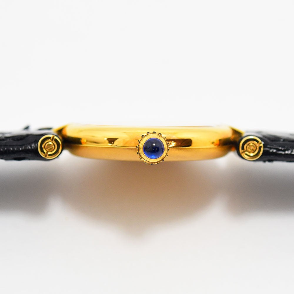 VINTAGE WATCHES FASHIONのカルティエ ヴァンティアンSM。ゴールドカラーケース、ブルーカボションリューズ、ブラッククロコダイル調レザーベルト。