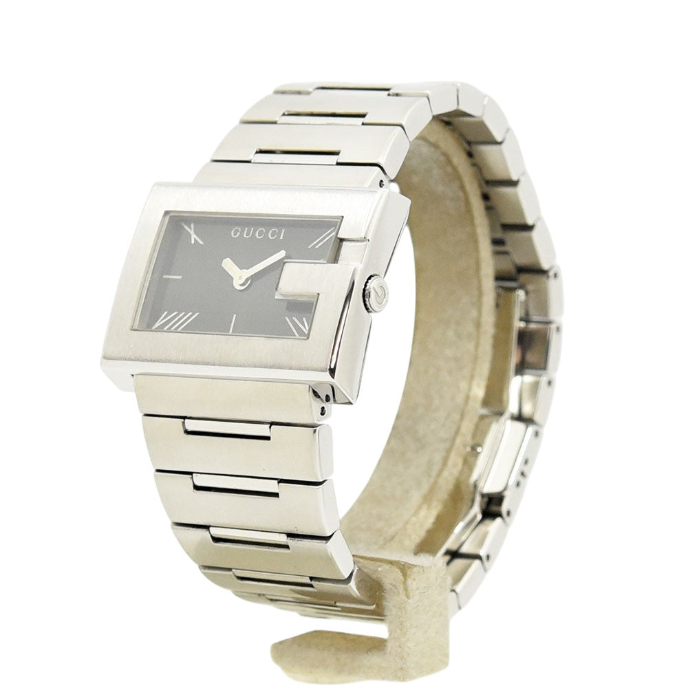 VINTAGE WATCHES FASHIONのGUCCI 100Lレディース腕時計。シルバーのステンレススチール製スクエアケースとブラック文字盤が特徴的なGロゴデザイン。