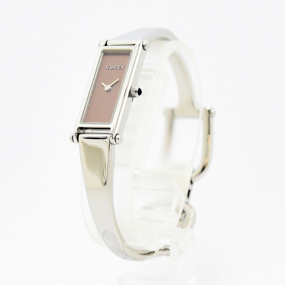 VINTAGE WATCHES FASHIONのGucci 1500Lレディース腕時計。シルバーのステンレス製バングルと上品なブラウンの長方形文字盤が特徴。