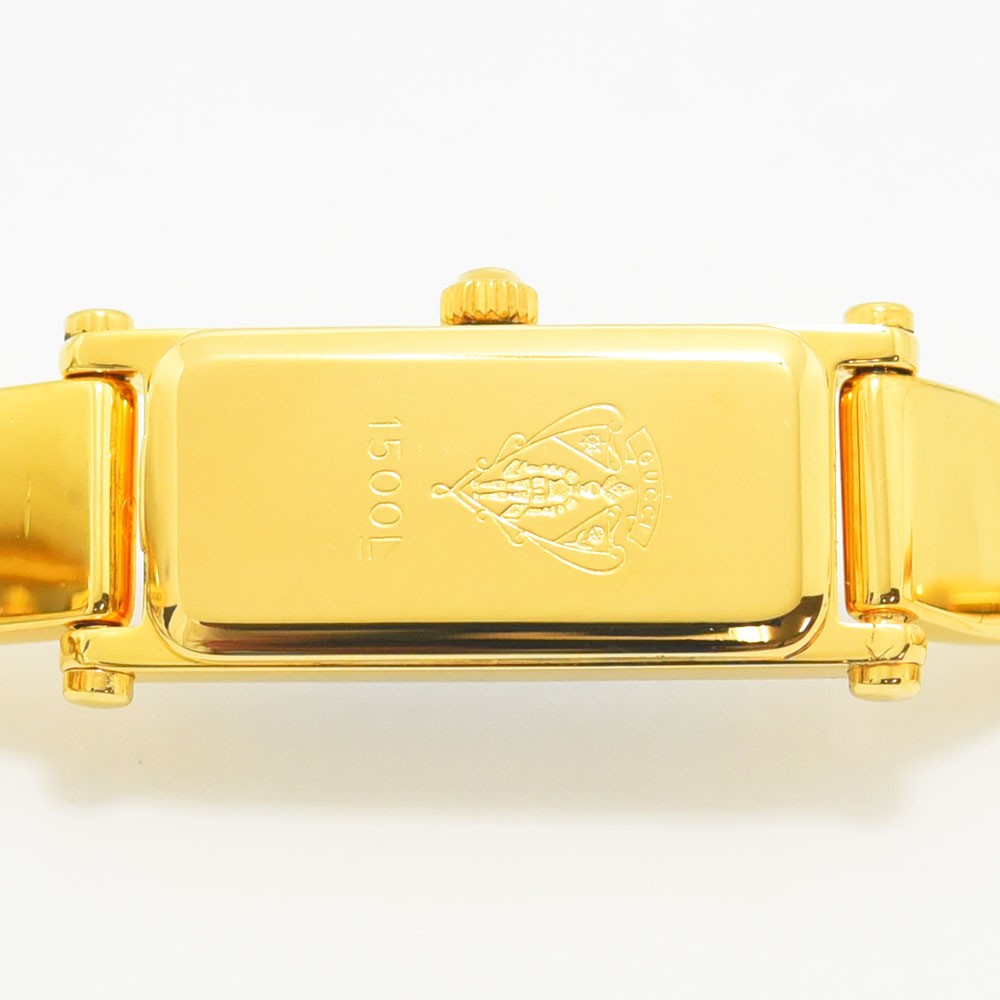 VINTAGE WATCHES FASHIONのGUCCI 1500Lレディース腕時計、ゴールドトーンの長方形ケース裏蓋の刻印