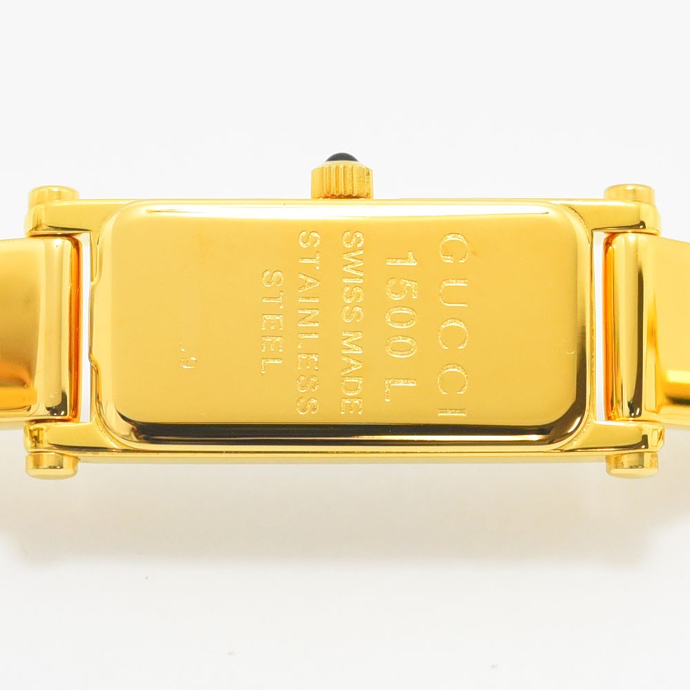 VINTAGE WATCHES FASHIONのGUCCI 1500Lレディース腕時計、ゴールドカラーのステンレススチール製バングルウォッチの裏蓋デザイン