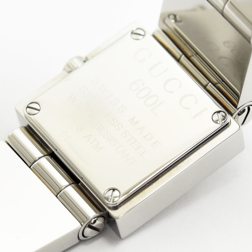VINTAGE WATCHES FASHIONのGUCCI 600Lレディースウォッチ、ステンレススチール製スクエアケースの裏蓋詳細