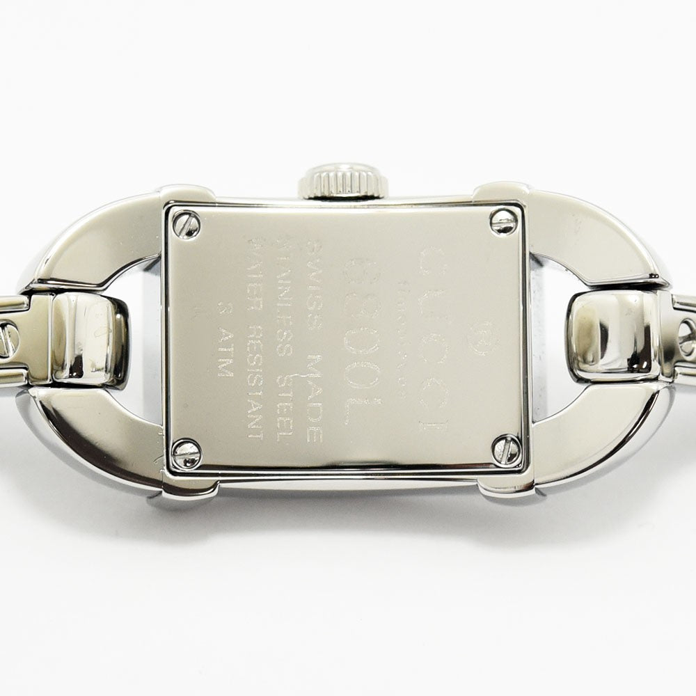 VINTAGE WATCHES FASHIONのGUCCI 6800Lレディース腕時計のステンレススチール製ケース裏面