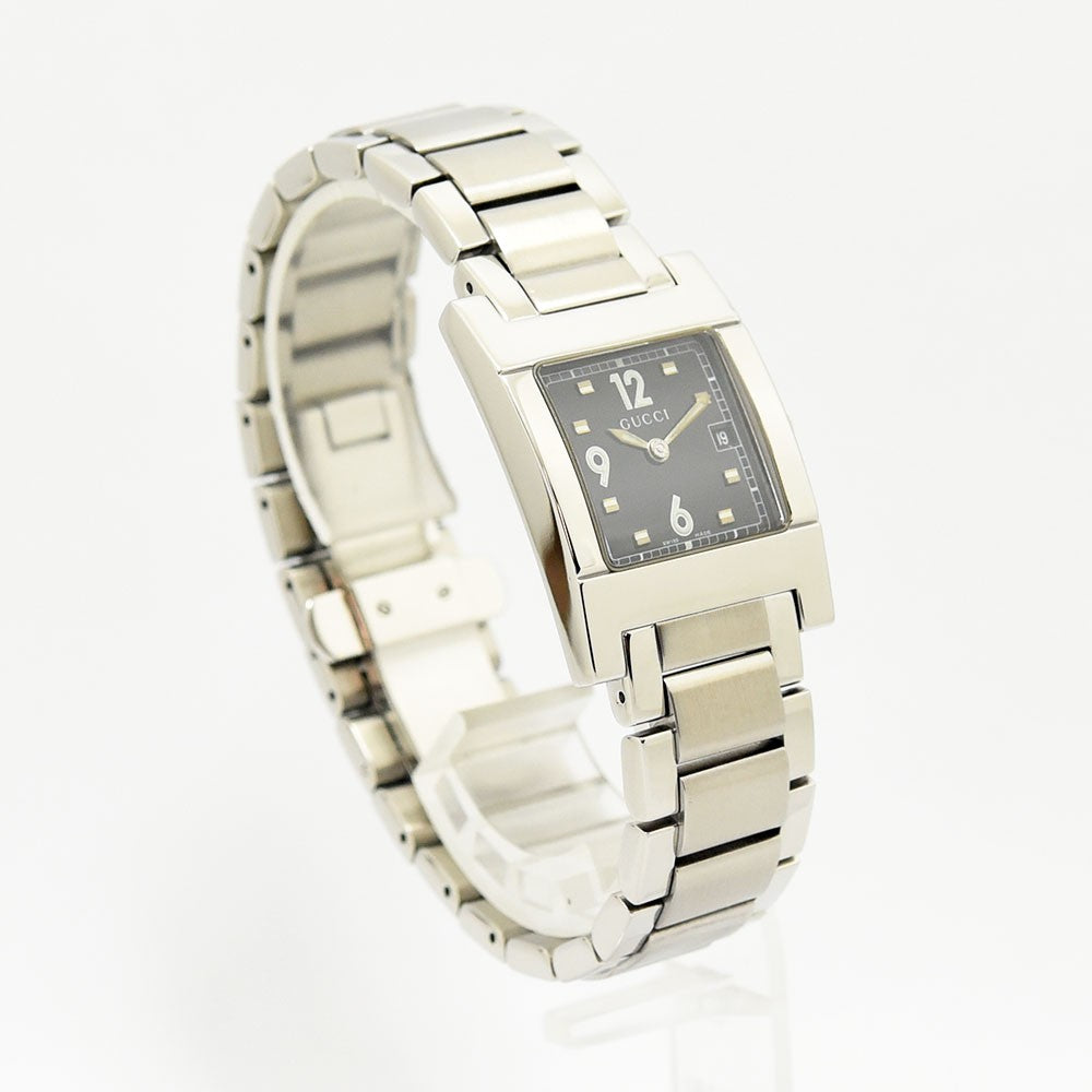 VINTAGE WATCHES FASHIONのGUCCI 7700Lレディース腕時計。ブラック文字盤とステンレススチール製スクエアケースが特徴の洗練されたデザイン。
