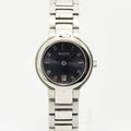 VINTAGE WATCHES FASHIONのGUCCI 8900Lレディース腕時計。ブラック文字盤にシルバーのステンレススチール製ケースとブレスレットが特徴。