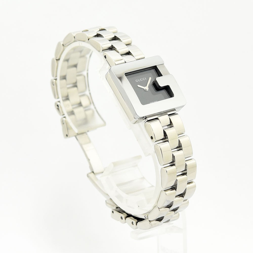 VINTAGE WATCHES FASHIONのGUCCI 3600Lスクエアウォッチ。ブラック文字盤とGベゼルが特徴のステンレス製腕時計。