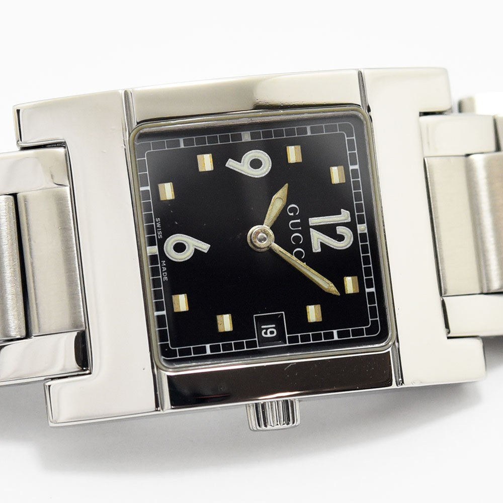 VINTAGE WATCHES FASHIONのGUCCI 7700Lレディース腕時計。ブラック文字盤のスクエア型ステンレススチール製ウォッチ。