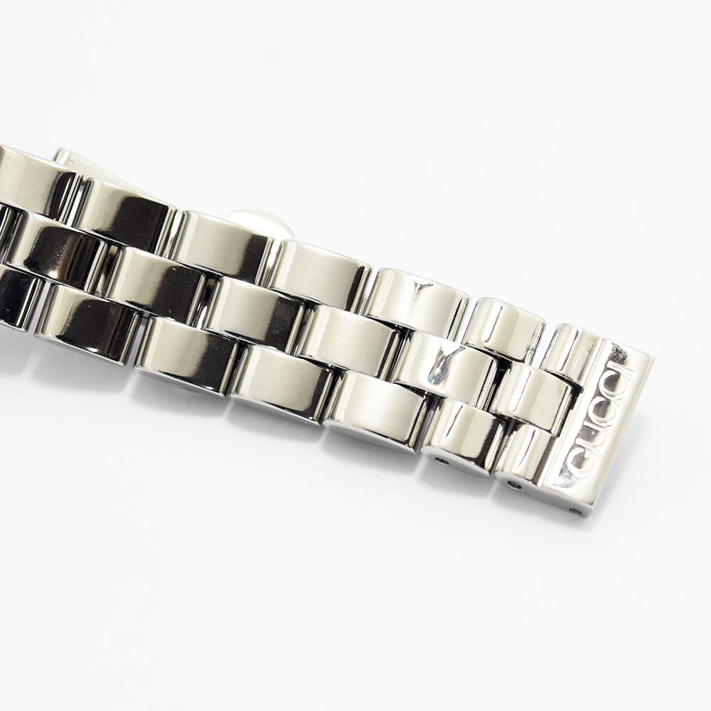 VINTAGE WATCHES FASHIONのGUCCI 3600L腕時計、光沢のあるステンレススチール製リンクブレスレットのディテール