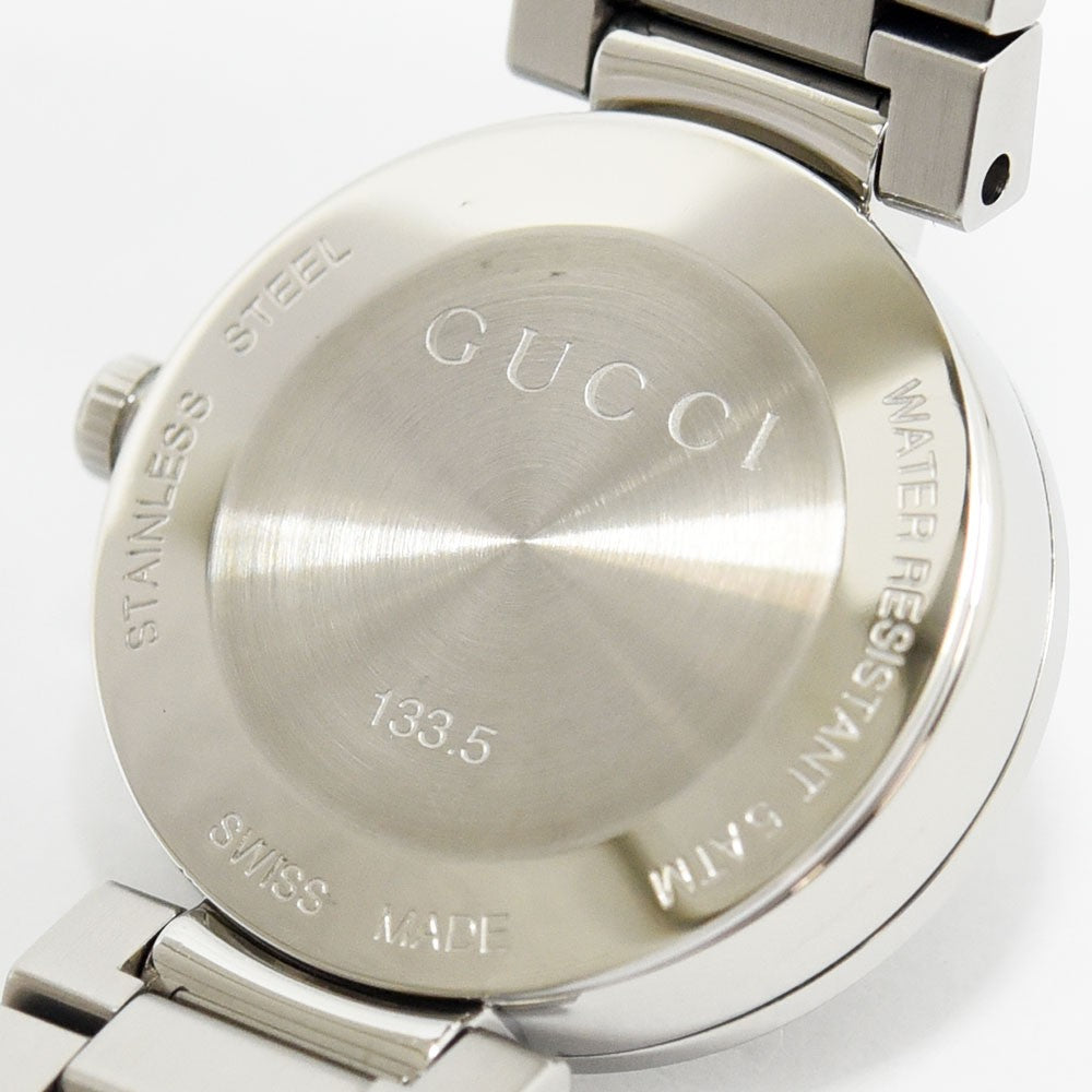 VINTAGE WATCHES FASHIONのGUCCIレディース腕時計、ステンレススチール製ケースバックの刻印詳細