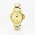 VINTAGE WATCHES FASHIONのGUCCIレディース腕時計。シルバーとゴールドのコンビカラー、ステンレススチール製、GGロゴ入り。