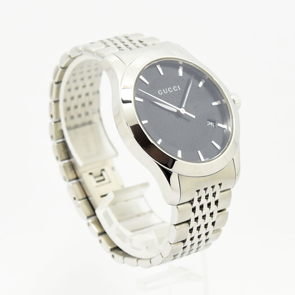 VINTAGE WATCHES FASHIONのGUCCI製ステンレススチール腕時計。シルバーのブレスレットとブラックの文字盤が特徴的なメンズアナログ時計。