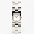 VINTAGE WATCHES FASHIONのシルバーカラーのステンレススチール製GUCCIレディース腕時計2305L、洗練されたスクエアケース