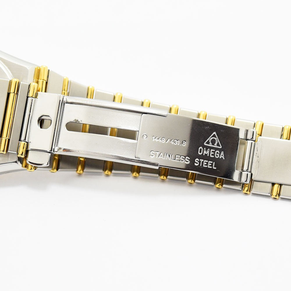 VINTAGE WATCHES FASHIONのOMEGAコンステレーション腕時計のステンレスとゴールドのコンビブレスレットのバックル部分