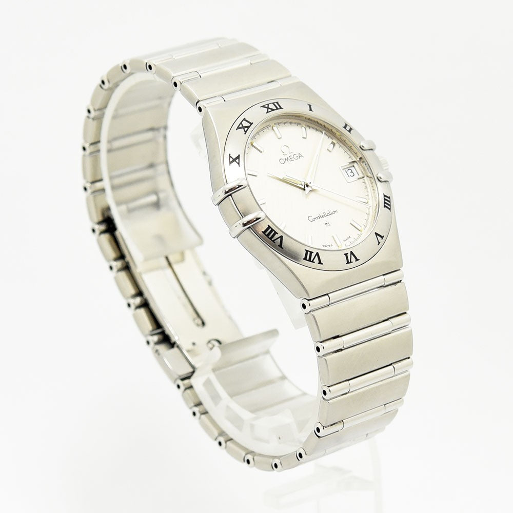VINTAGE WATCHES FASHIONのOMEGAコンステレーション。シルバーのステンレス製ケースとブレスレットが特徴的な、ローマ数字インデックスの腕時計。