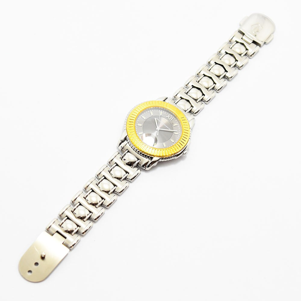 VINTAGE WATCHES FASHIONのフィリップ・シャリオール製ステンレススチール腕時計。シルバーとゴールドのコンビカラーで、グレーの文字盤に日付表示を備えたエレガントなデザイン。