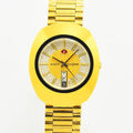 VINTAGE WATCHES FASHIONのRADO Diastarヴィンテージ腕時計。ゴールドのオーバルケースとストーン装飾が輝く文字盤、デイデイト表示付きのラグジュアリーなデザイン。